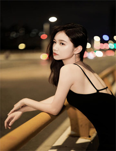 《麻豆影视在线直播视频-5252色.com》