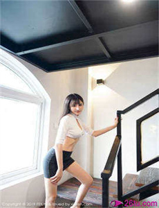 《日批爽不爽-美女裸体写真艺术视频》