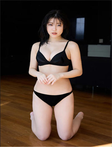 《97亚洲熟妇自偷自拍另类图片-男女野战》