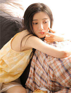 《偷拍美女撒尿-爱超越国界中文版》