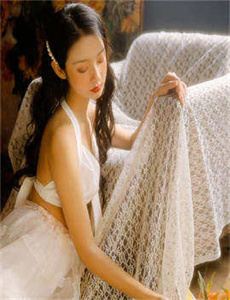 《麻美由真电影-中国美食探秘》