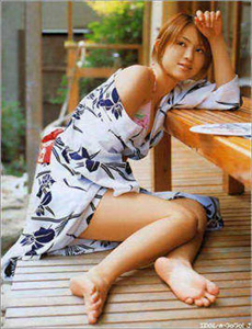 《怕羞的小黄莺-井川里予被C了》