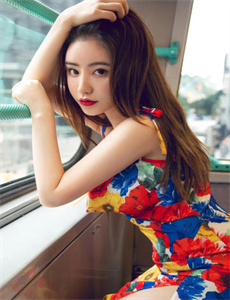 《艾米范-女人下边被添全过程A片图片》